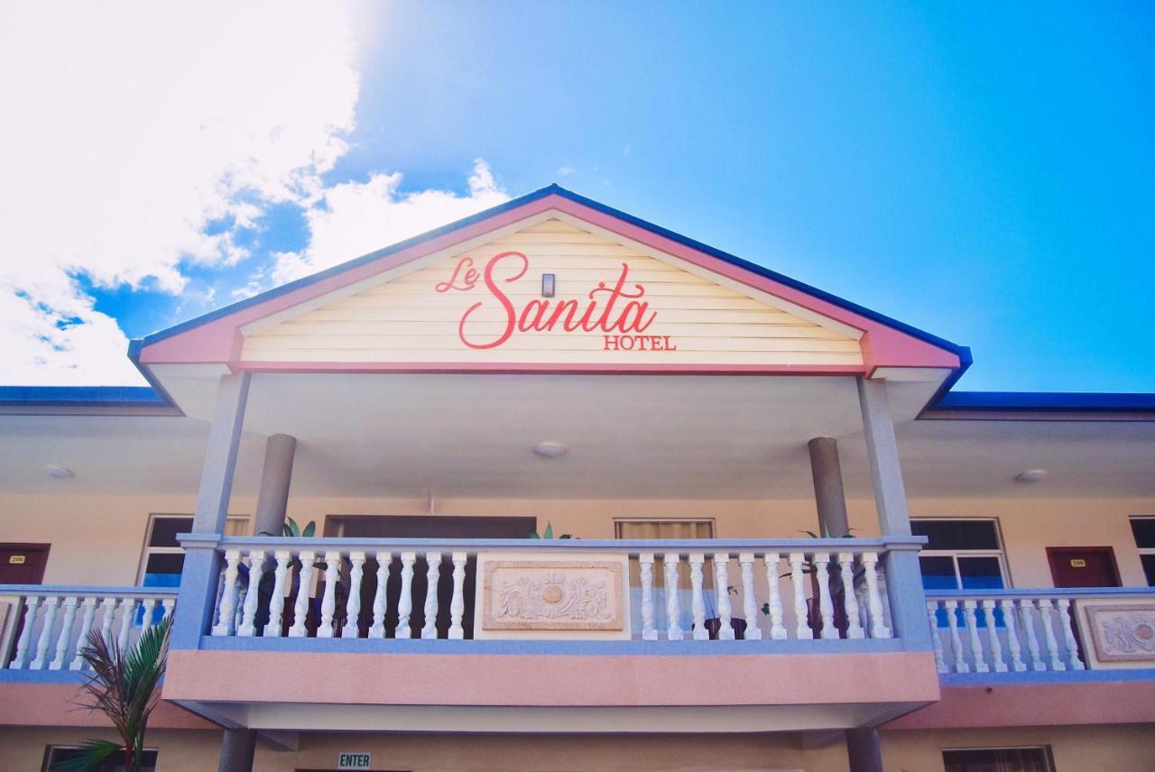 Le Sanita Hotel Апиа Экстерьер фото